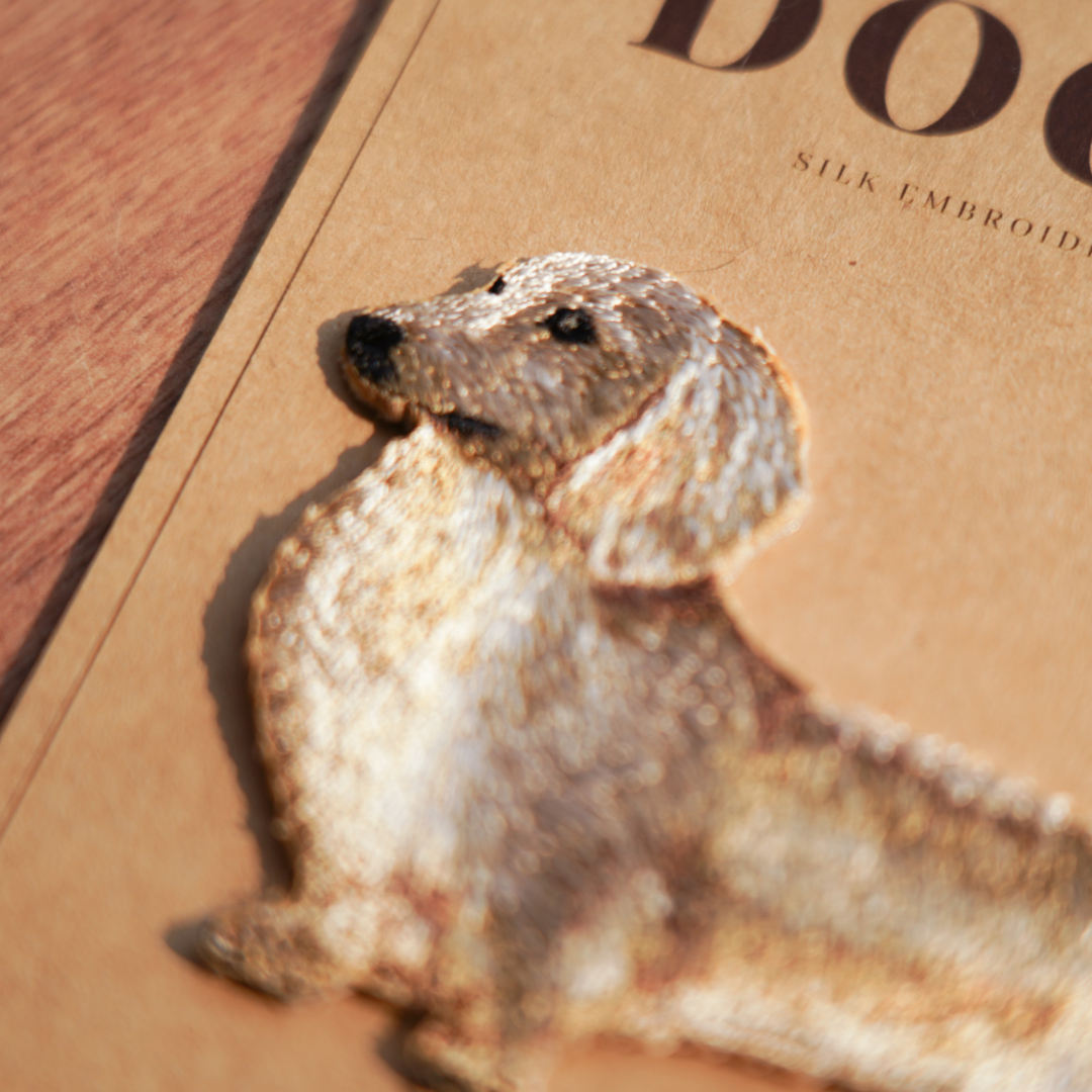 刺繡貼紙 - 奶油臘腸