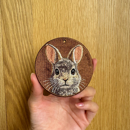 Double-sided embroidery pendant-black and white dodger rabbit (rabbit)