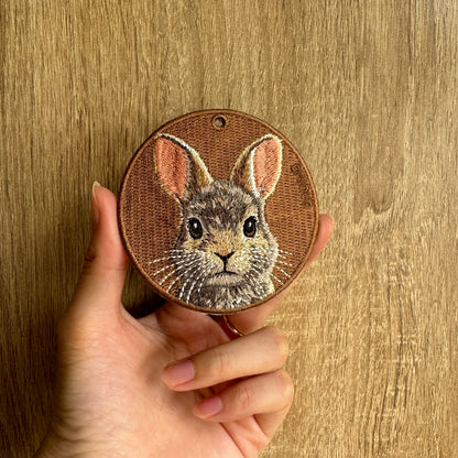 Double-sided embroidery pendant-black and white dodger rabbit (rabbit)