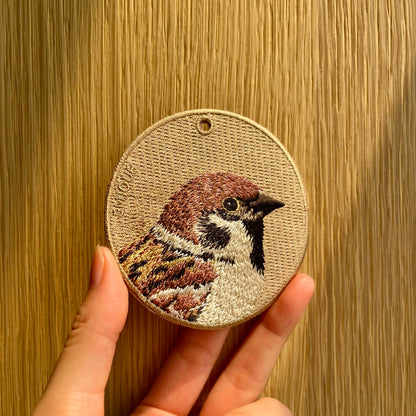 Double-sided embroidery pendant-sparrow