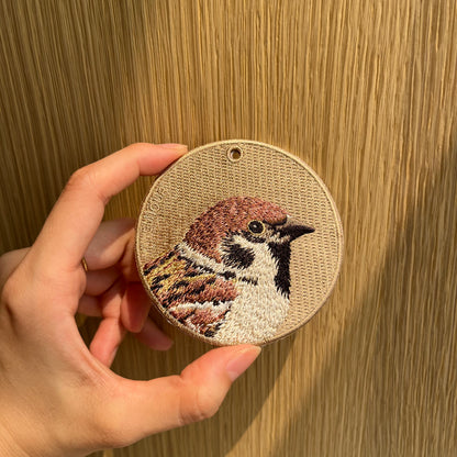 Double-sided embroidery pendant-sparrow