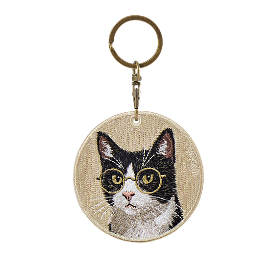 賓士貓與金框眼鏡