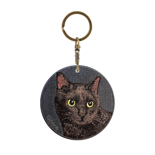 リバーシブル刺繍チャーム - 黒猫