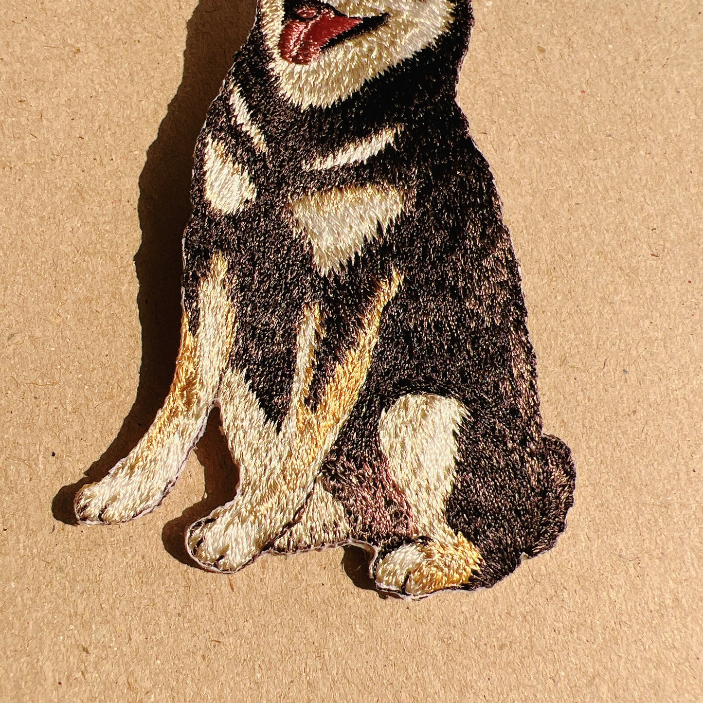刺繡貼紙 - 黑柴犬